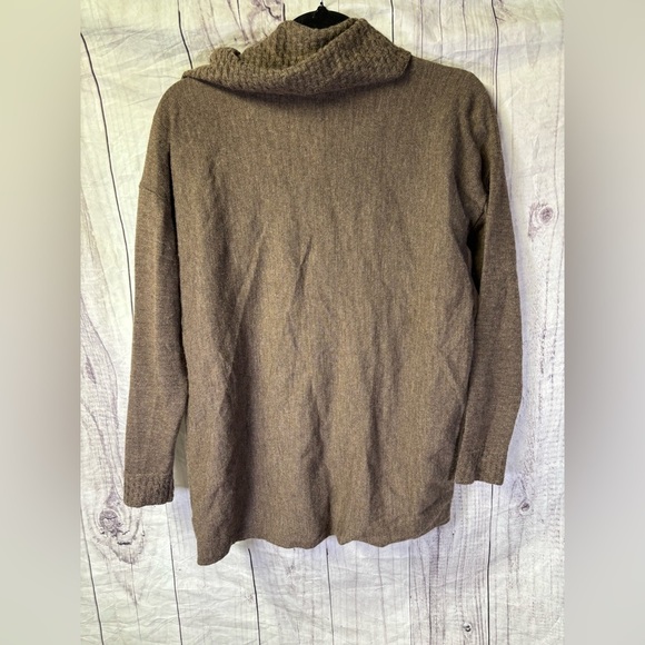 Ellen Tracy Sweater Womens Small Grey Cowl Neck Extra Fine Merino Wool - Picture 4 of 6